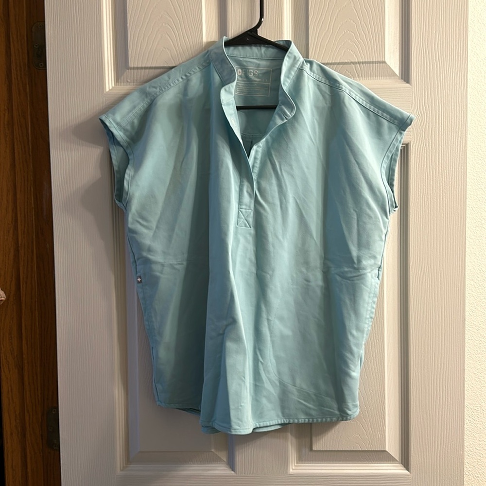 Figs Scrub Top Sea Glass